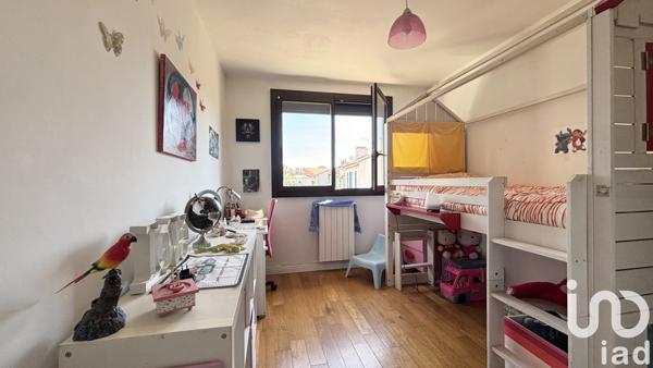 Apartment for sale 3 rooms 65 m² Marseille 8