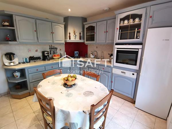 Maison de plain pied au calme avec beau terrain !