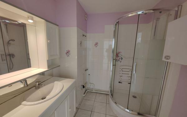 Appartement à vendre    2 pièces • 49 m2 Fontaine