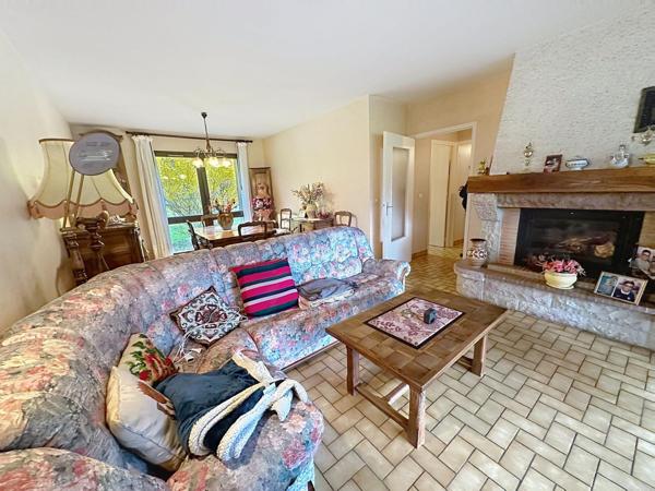 Maison au calme  proche des commodités .