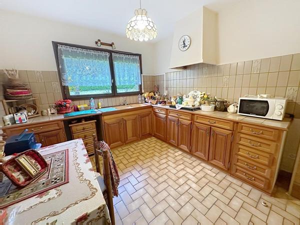 Maison au calme  proche des commodités .