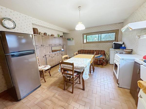 Maison au calme  proche des commodités .