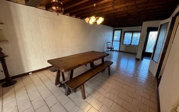 Maison à vendre    5 pièces • 92,80 m2 Menucourt