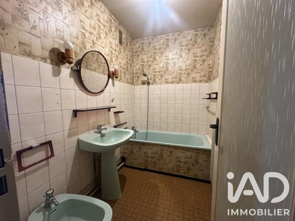 Maison à vendre 5 pièces 105 m² Saint-Germain-du-Puy
