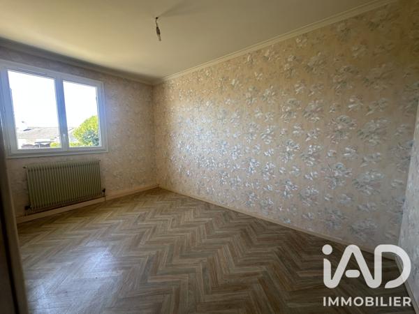 Maison à vendre 5 pièces 105 m² Saint-Germain-du-Puy