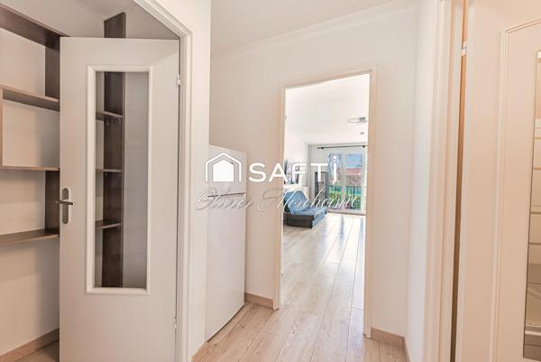 Appartement à vendre 1 pièce 30 m2 proche RER