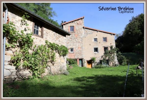 🏡 Maison en pierre de 166 m² avec ancien moulin et terrain de 1,8 hectare à Saint-Rémy-sur-Durolle