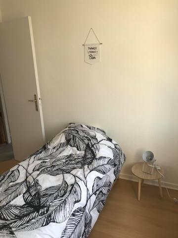Appartement
                                                                                                                                                                                                                                                                                                                        3 pièce(s)                                                                                                                                                                                                          2 chambre(s)                                                                                                                                                                                                          44  m²