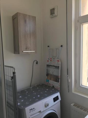 Appartement
                                                                                                                                                                                                                                                                                                                        3 pièce(s)                                                                                                                                                                                                          2 chambre(s)                                                                                                                                                                                                          44  m²