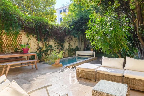 Marseille 8ème, Appartement 2 Chambres -  162 m² à vendre