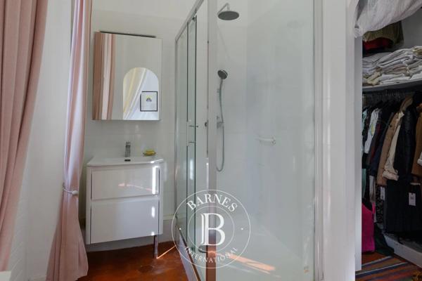 Marseille 8ème, Appartement 2 Chambres -  162 m² à vendre