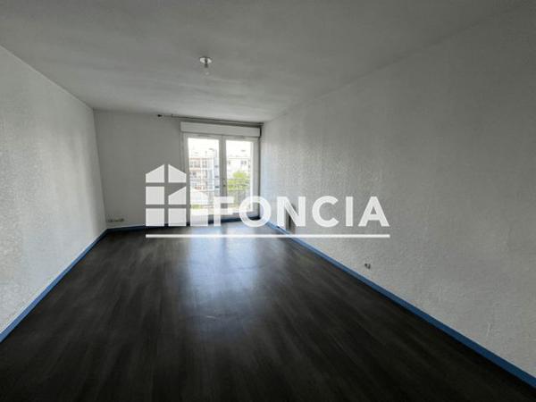 Location Appartement 2 pièces 46 m² - 283 AV.DE LATTRE DE TASSIGNY Bordeaux 33200