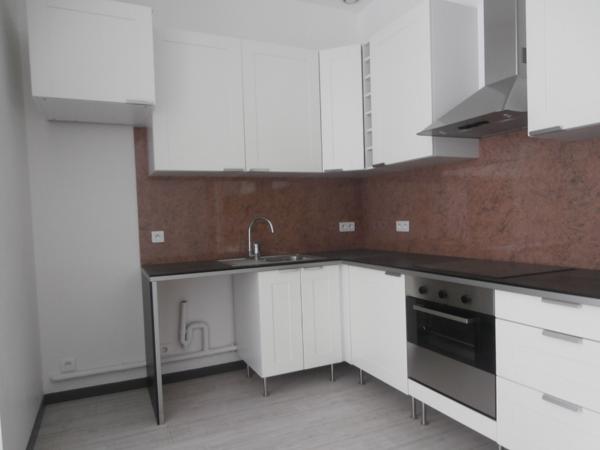 A louer Appartement de type 4 à Marseille 13006 Rue de Rome