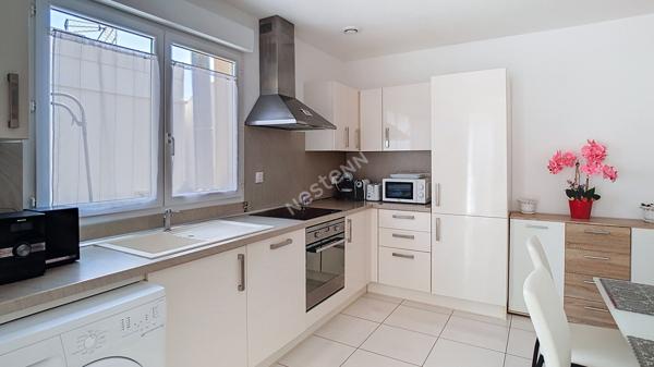 Maison Sausset Les Pins proche du bord de mer et des commodités