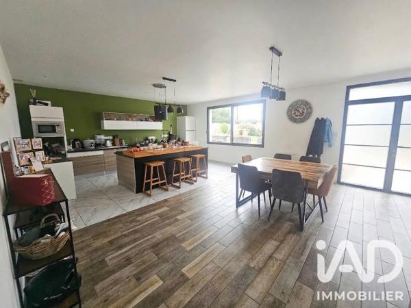 Maison à vendre 7 pièces 172 m² Montauban-de-Bretagne