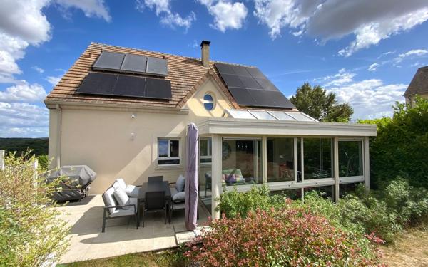 Maison à vendre    5 pièces •  Épône