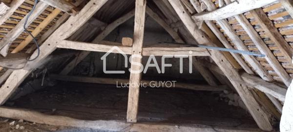 corp de ferme a finir de restaure