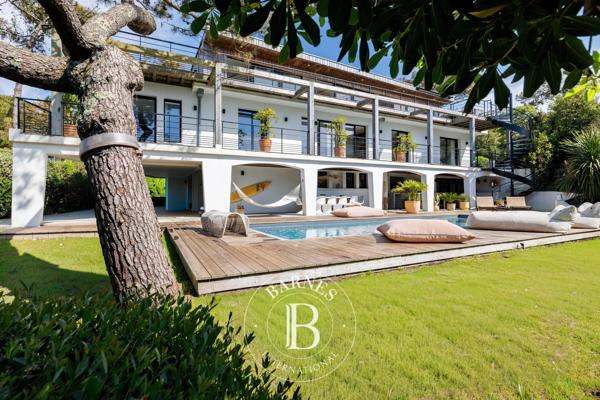 Anglet, Maison 6 Chambres -  367 m² à vendre