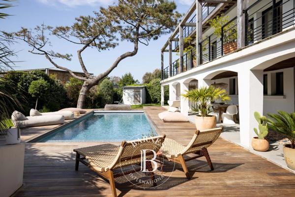 Anglet, Maison 6 Chambres -  367 m² à vendre