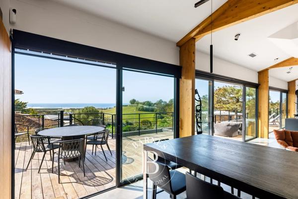 Anglet, Maison 6 Chambres -  367 m² à vendre