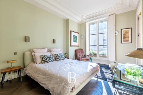 Paris 1er, Appartement 4 Chambres -  191 m² à vendre