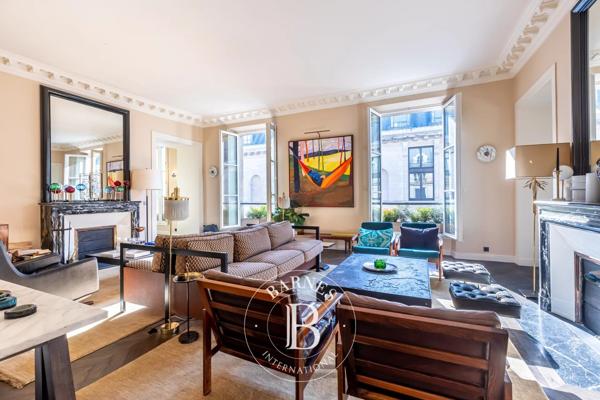 Paris 1er, Appartement 4 Chambres -  191 m² à vendre