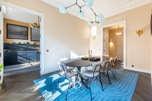 Paris 1er, Appartement 4 Chambres -  191 m² à vendre