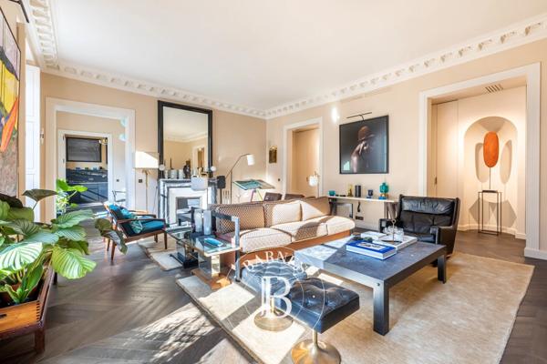 Paris 1er, Appartement 4 Chambres -  191 m² à vendre