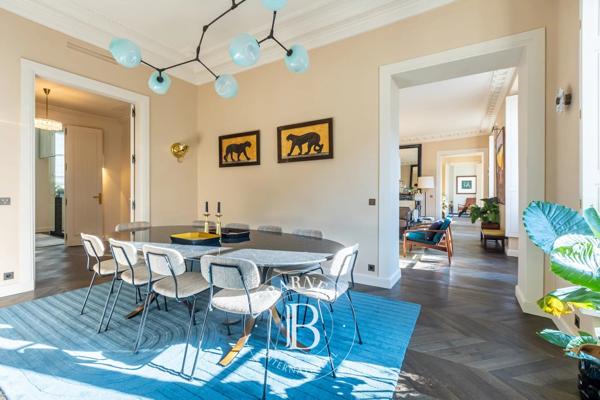 Paris 1er, Appartement 4 Chambres -  191 m² à vendre
