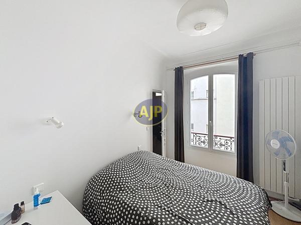 Appartement à vendre Paris 15eme - 2 pièces, 35m² avec 1 chambre(s) à 395 000€ - AJP Immobilier Paris 15 - Agence Pernet