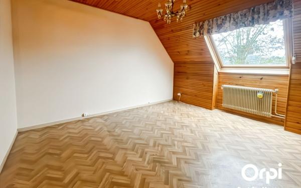 Maison à vendre    4 pièces •  Fleurines