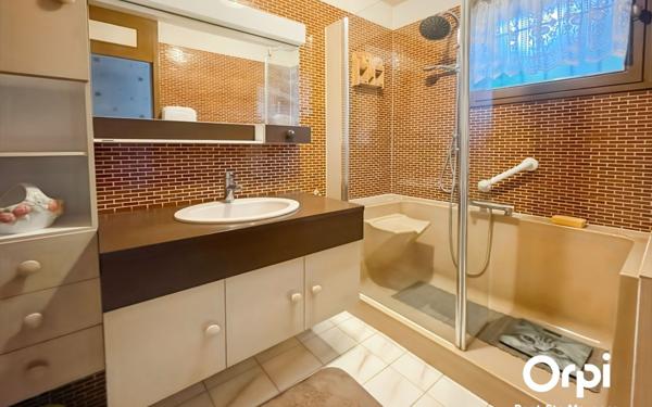 Maison à vendre    4 pièces •  Fleurines