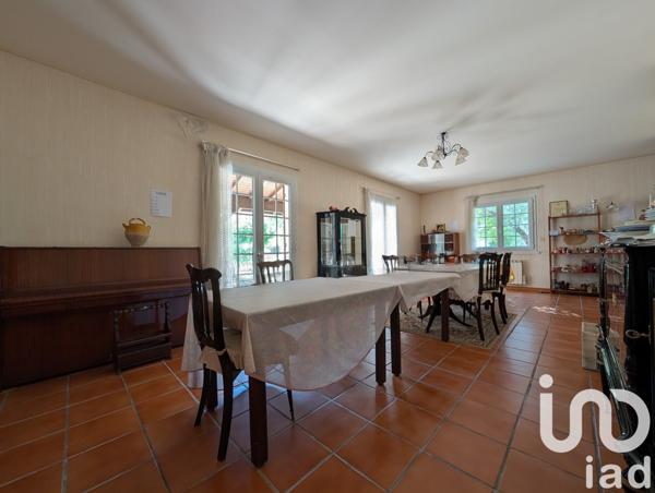 Maison à vendre 6 pièces 180 m² Saint-André-de-Cubzac