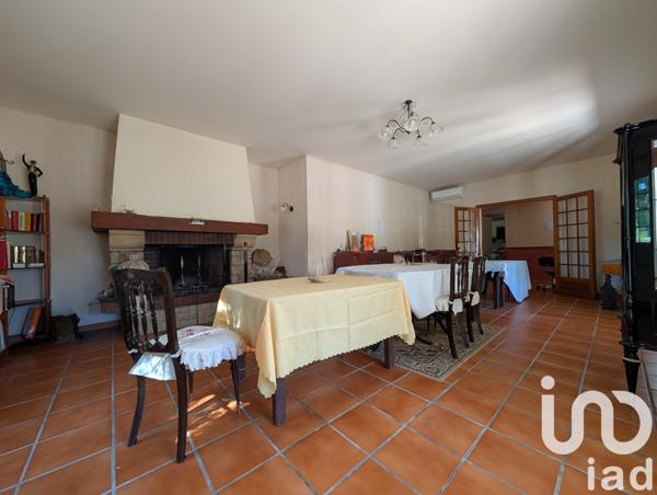Maison à vendre 6 pièces 180 m² Saint-André-de-Cubzac