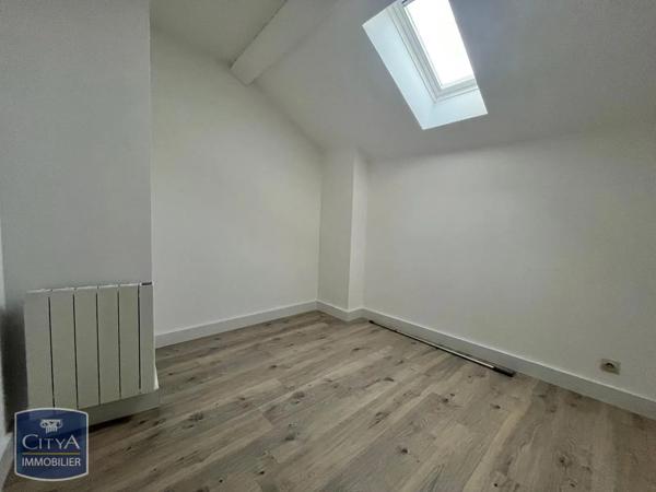Maison à louer 4 pièces 70.04m² Neuville-de-Poitou (86170)