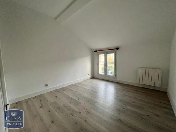 Maison à louer 4 pièces 70.04m² Neuville-de-Poitou (86170)