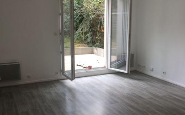 Appartement à louer    2 pièces •  Montfermeil