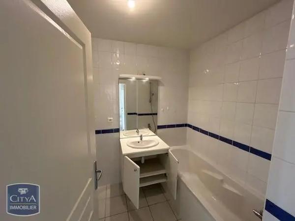 Appartement à louer 2 pièces 50.22m²