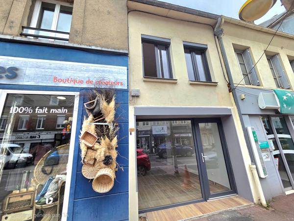 Immeuble  4 lots Bourg Achard centre