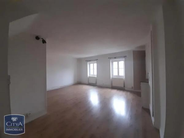 Appartement à louer 2 pièces 62.78m² Bourg-en-Bresse (01000)