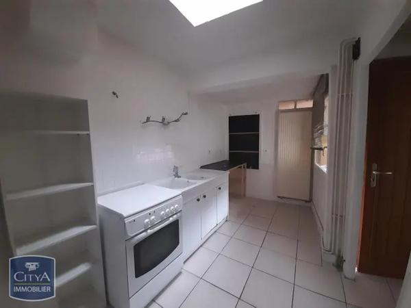 Appartement à louer 2 pièces 62.78m² Bourg-en-Bresse (01000)