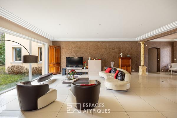 Maison de plain pied avec piscine