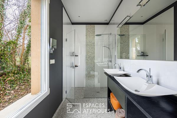 Maison de plain pied avec piscine