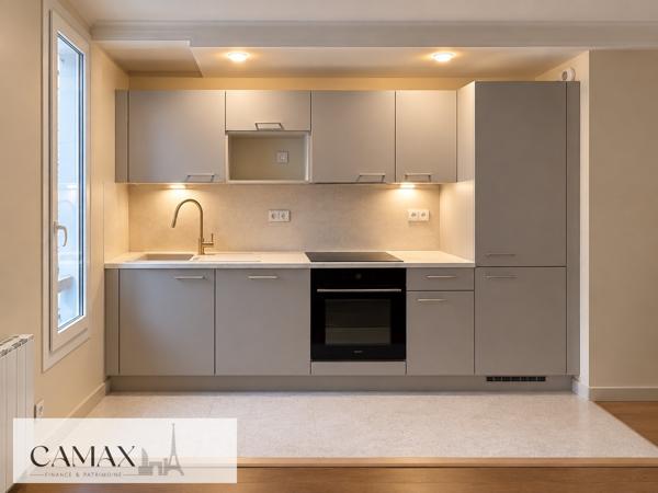 LEVALLOIS-PERRET – 3 PIÈCES 51 M² – IMMEUBLE ET APPARTEMENT ENTIÈREMENT RÉNOVÉS – 2 CHAMBRES – ASCENSEUR – CAV