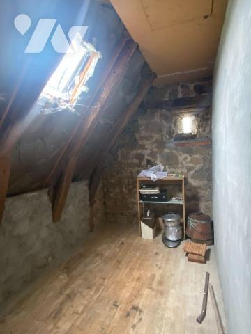 A vendre, à Jaleyrac (CANTAL), dans un petit hameau calme et verdoyant, sans vis à vis mais à p...