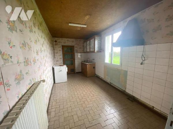 A vendre, à Jaleyrac (CANTAL), dans un petit hameau calme et verdoyant, sans vis à vis mais à p...