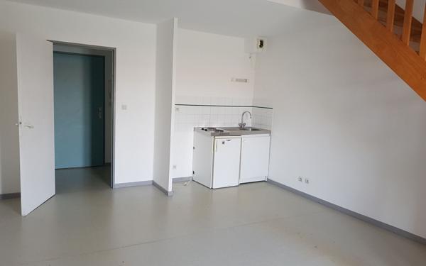 Appartement à louer    2 pièces •  Nîmes