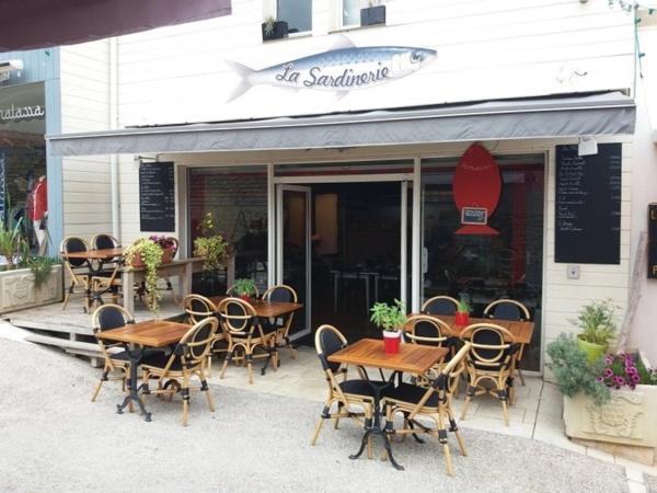 LA COTINIERE ILE D'OLÉRON (17), A Vendre emplacement N°1, Fonds commerce Restaurant renommé, EBE important