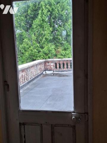 Jolie maison bourgeoise à vendre sur la commune de SAINT LAURENT BLANGY située à 10 mn à pieds ...