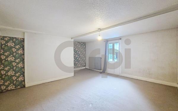 Maison à vendre    3 pièces •  Terrasson-Lavilledieu